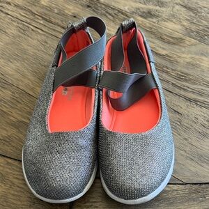 U.S. Polo Assn. Kids Shoes in Silver and Pink